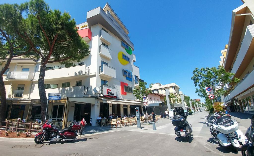 Hotel Pasha ลินญาโน ซับเบียโดโร ภายนอก รูปภาพ