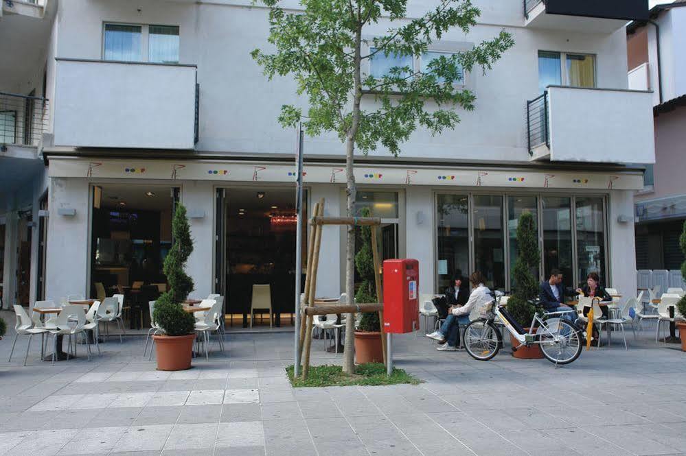 Hotel Pasha ลินญาโน ซับเบียโดโร ภายนอก รูปภาพ
